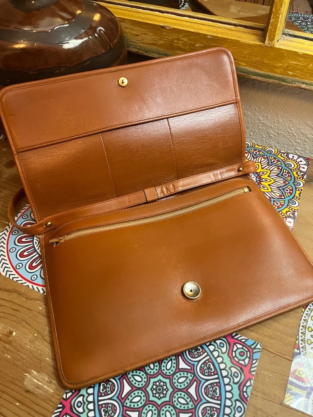 Vintage DIOR shoulder Bag in Cognac with Suede Center - Picture 8 of 12